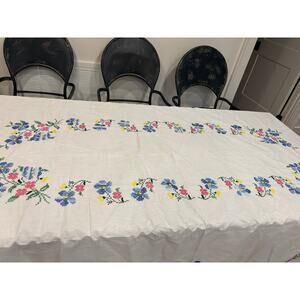 Vintage Hand Embroidered Floral Tablecloth 56" X 100" Rectangle